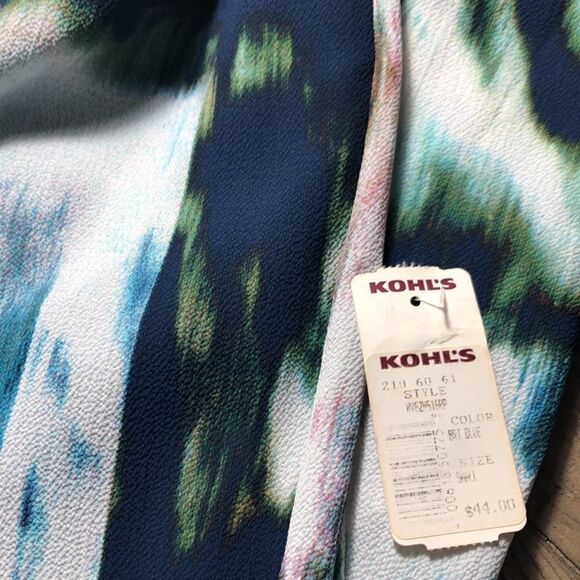 NWT Simply Vera Chiffon Tank Blouse Sheer collar detail Poly Spandex stretch - Picture 10 of 12